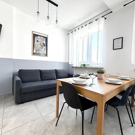 Gdynianka - Acco Rent * Gdynia